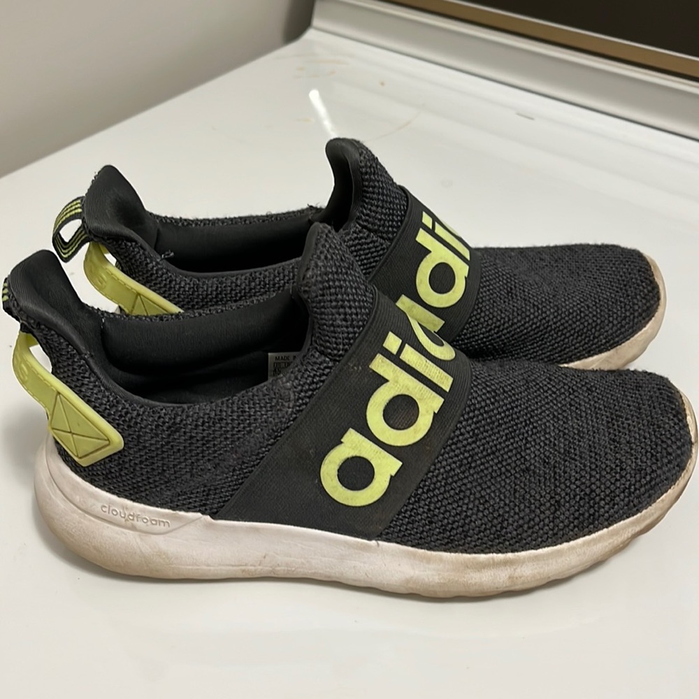 Boys sneakers-GUC. Smoke and pet free home. Great for slipping on in a hurry.